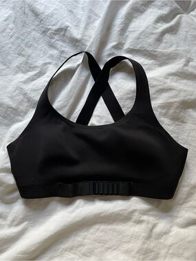 Lululemon Black Cross-Back Sports Bra